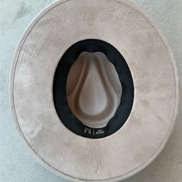 Floral taupe rancher style cowboy hat wide flat brim - Picture 3 of 3